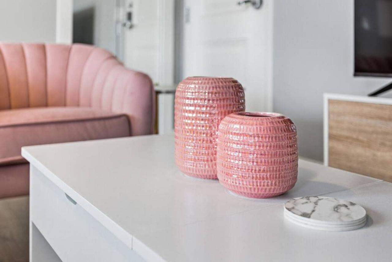 Your Cozy One Bedroom Midtown デトロイト エクステリア 写真